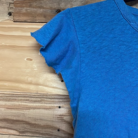 American Eagle Outfitters size XXS Blue Relax Fit Flutter Short Sleeve T-shirt - Picture 4 of 6